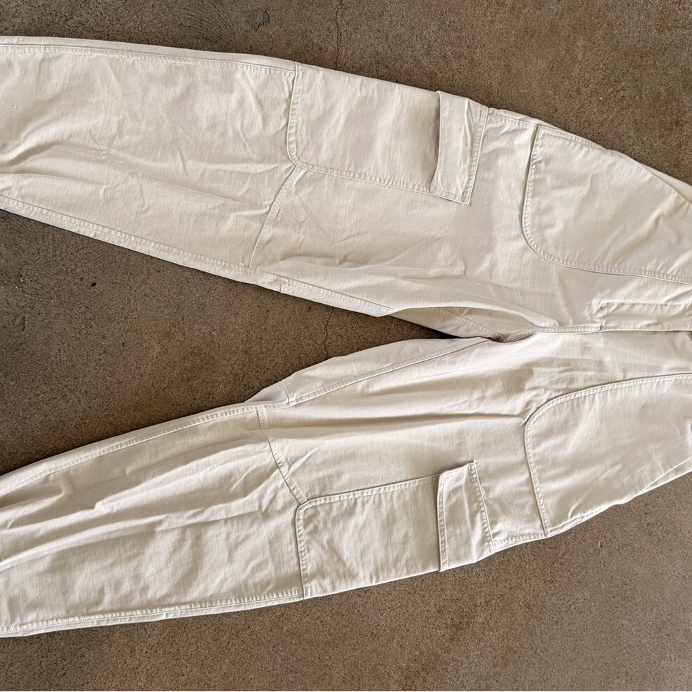 Lululemon Cargo Pants - Picture 2 of 4